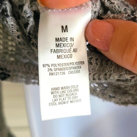 Aèropostale Butterfly Sweater - Picture 7 of 12